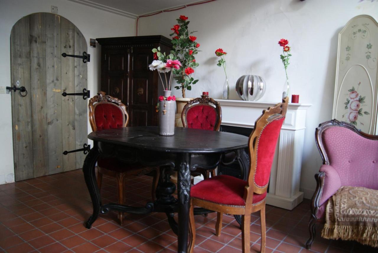 De Zevenster "Gevestigd Aan De Winkelstraat" Bed & Breakfast กัมเปิน ภายนอก รูปภาพ