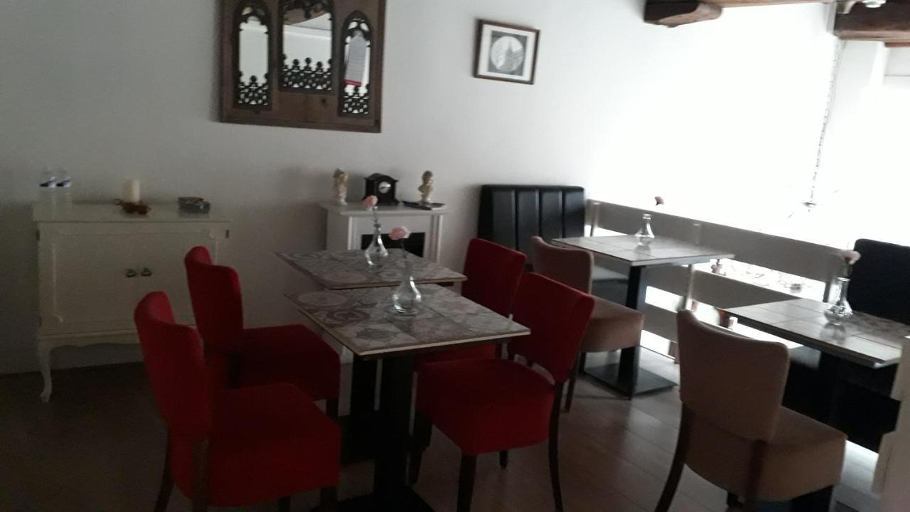De Zevenster "Gevestigd Aan De Winkelstraat" Bed & Breakfast กัมเปิน ภายนอก รูปภาพ