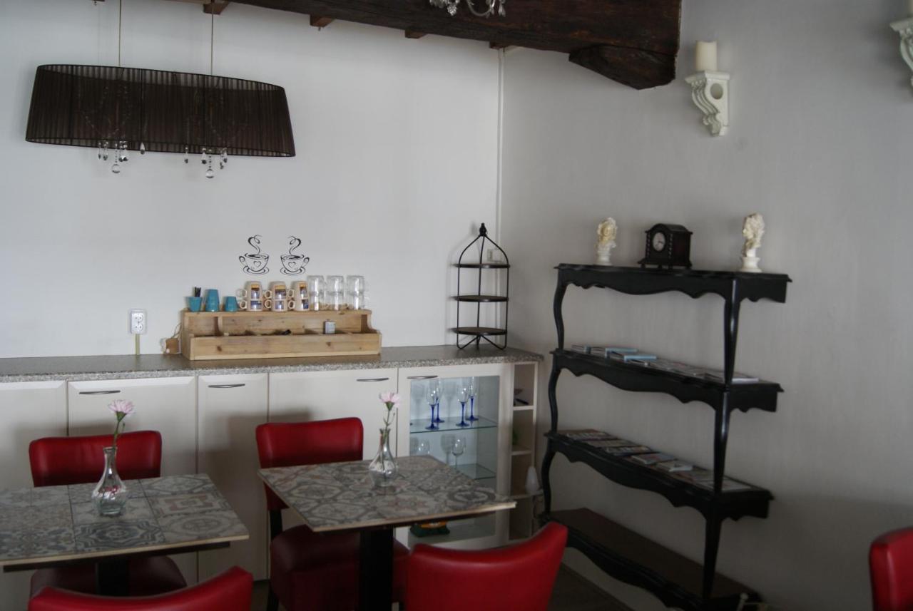De Zevenster "Gevestigd Aan De Winkelstraat" Bed & Breakfast กัมเปิน ภายนอก รูปภาพ