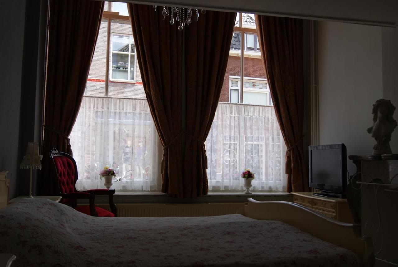 De Zevenster "Gevestigd Aan De Winkelstraat" Bed & Breakfast กัมเปิน ภายนอก รูปภาพ