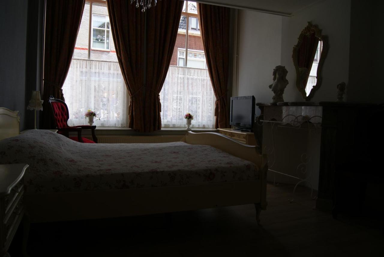 De Zevenster "Gevestigd Aan De Winkelstraat" Bed & Breakfast กัมเปิน ภายนอก รูปภาพ