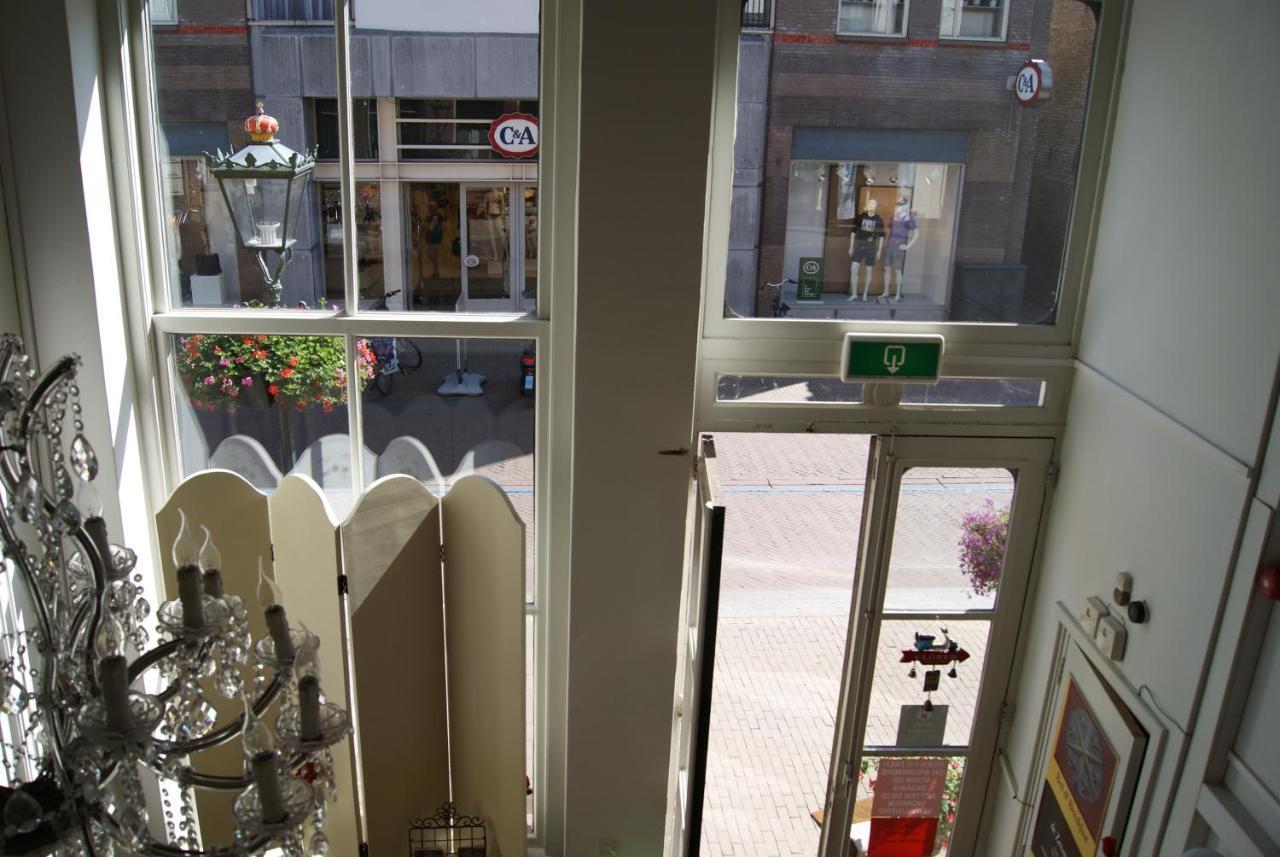 De Zevenster "Gevestigd Aan De Winkelstraat" Bed & Breakfast กัมเปิน ภายนอก รูปภาพ