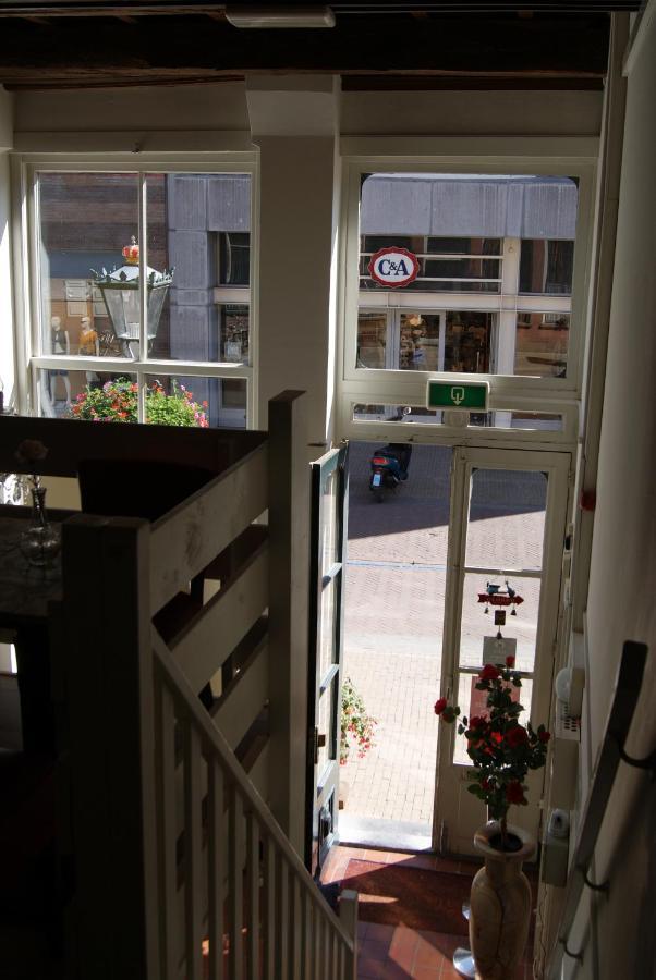 De Zevenster "Gevestigd Aan De Winkelstraat" Bed & Breakfast กัมเปิน ภายนอก รูปภาพ
