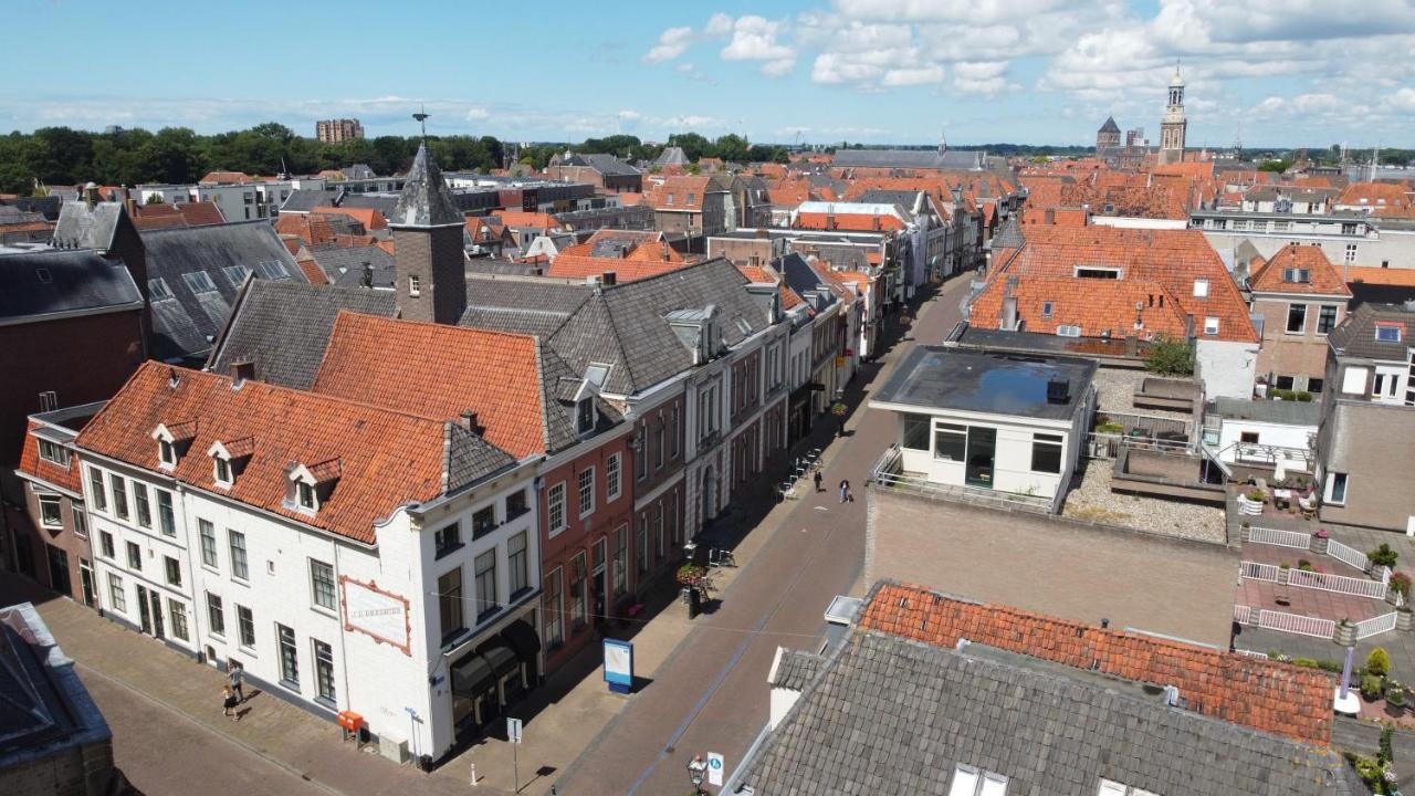 De Zevenster "Gevestigd Aan De Winkelstraat" Bed & Breakfast กัมเปิน ภายนอก รูปภาพ