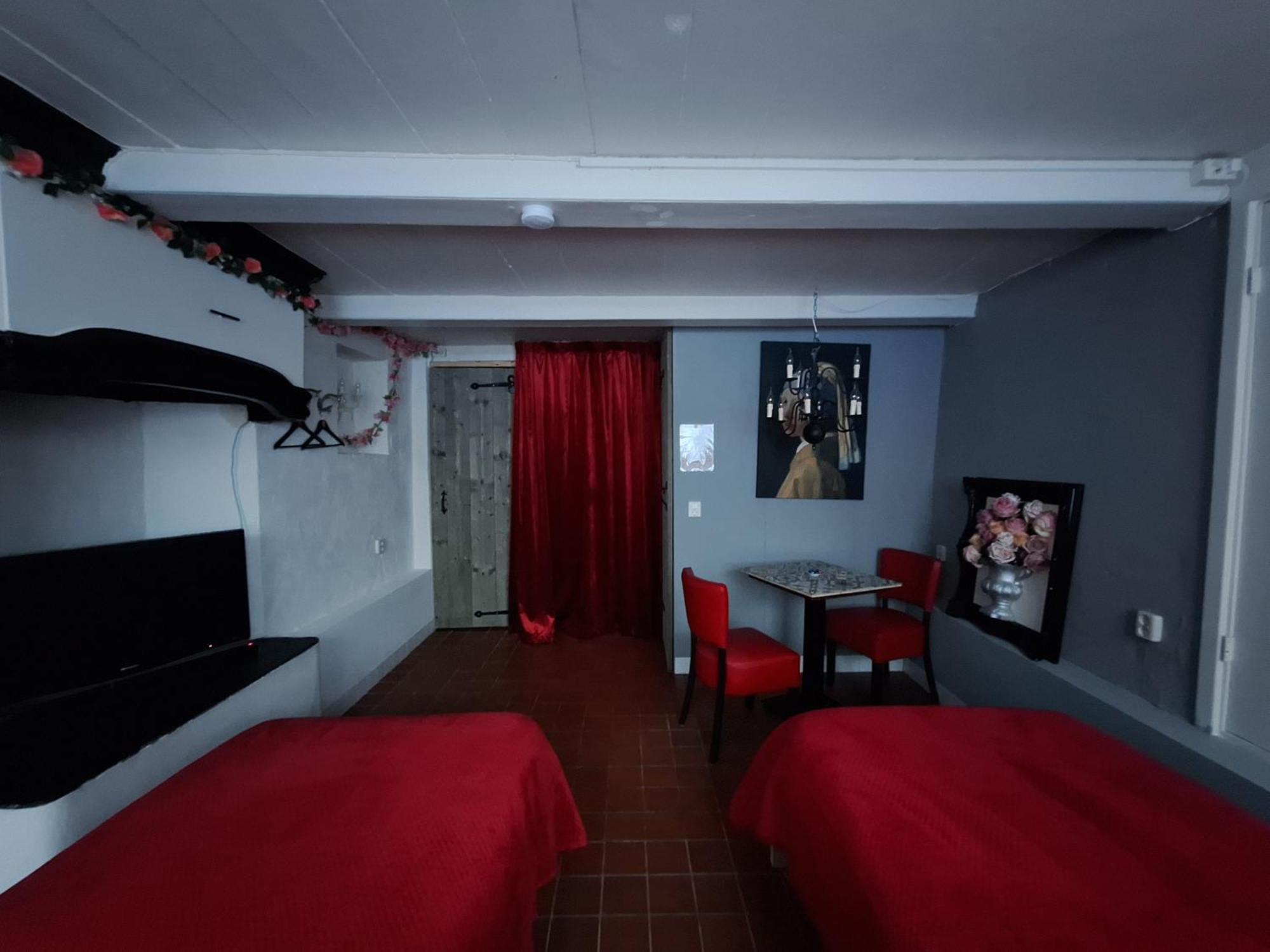 De Zevenster "Gevestigd Aan De Winkelstraat" Bed & Breakfast กัมเปิน ภายนอก รูปภาพ