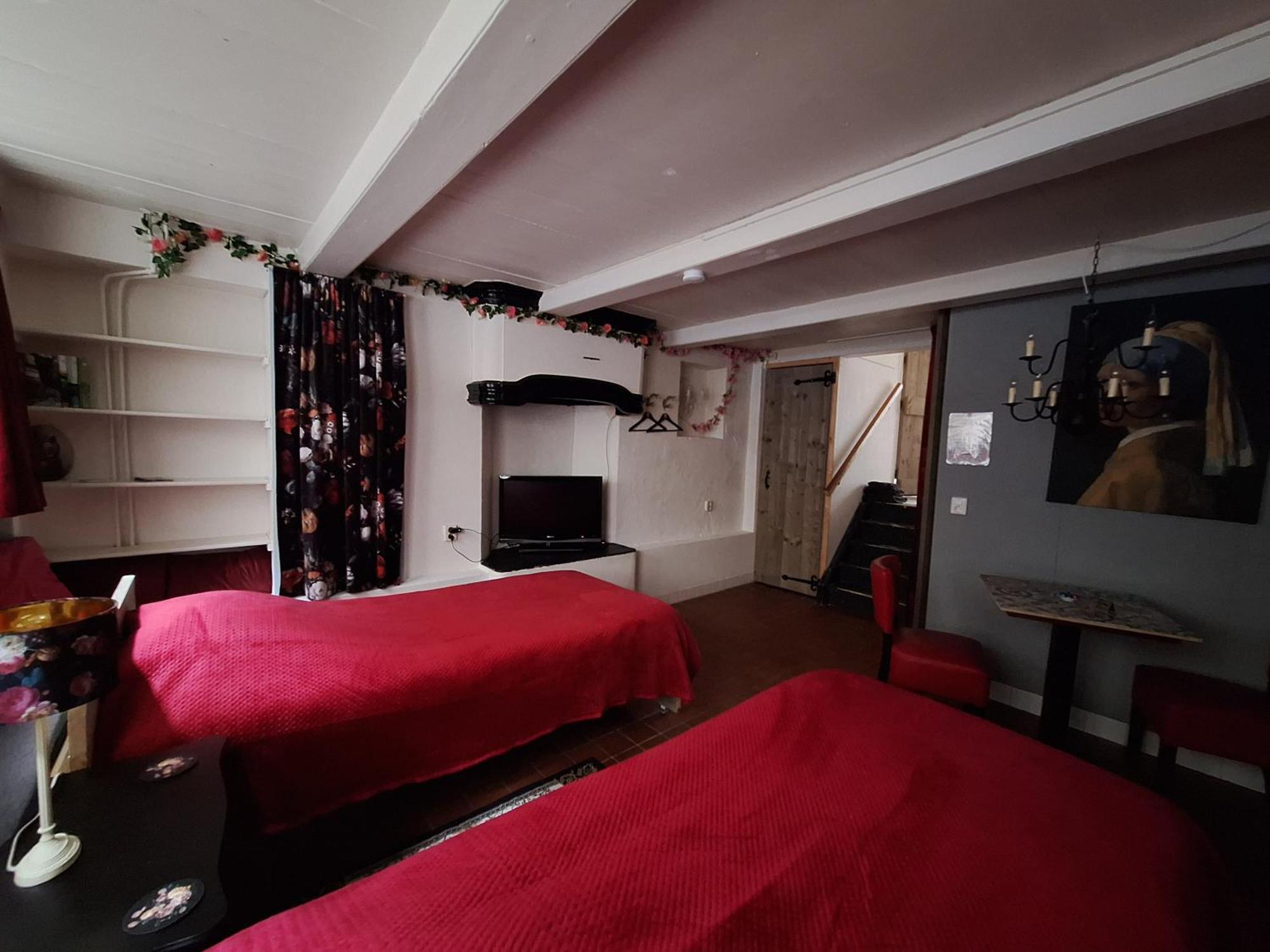De Zevenster "Gevestigd Aan De Winkelstraat" Bed & Breakfast กัมเปิน ภายนอก รูปภาพ